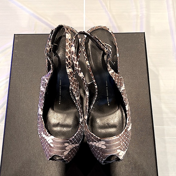 Barely Used Giuseppe Zanotti Snakeskin Sling Backs - Picture 4 of 5